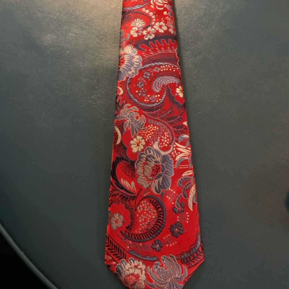 Men’s tie